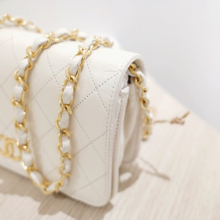 Chanel vintage mini flap bag