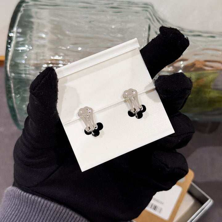Dior Vintage Ear clip