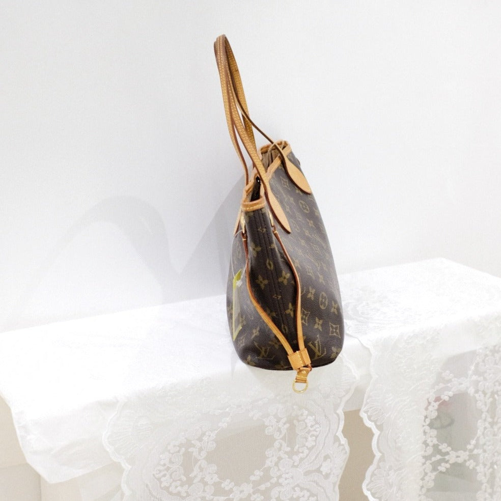 Louis Vuitton Neverfull PM