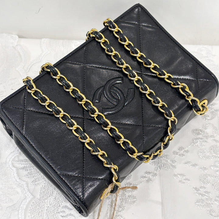 Chanel vintage flap bag