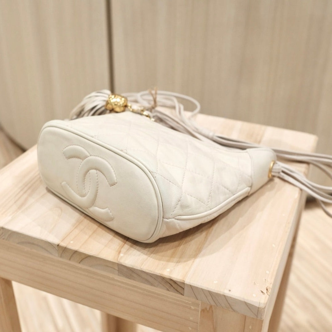 Chanel vintage hobo shoulder bag