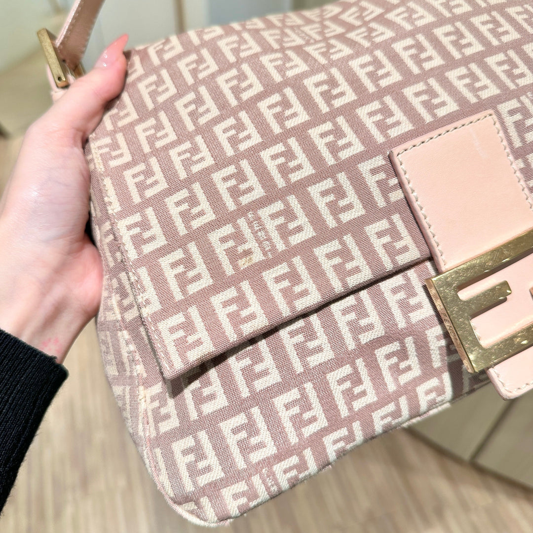 Fendi vintage baguette bag
