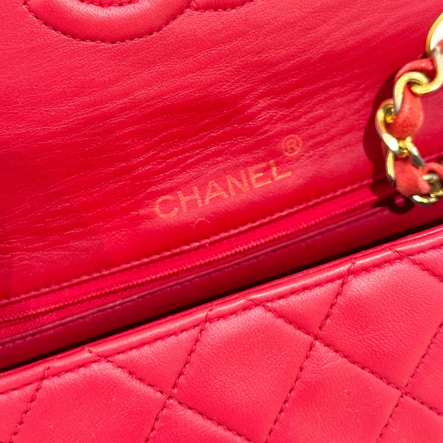 Chanel vintage mini class flap 18cm