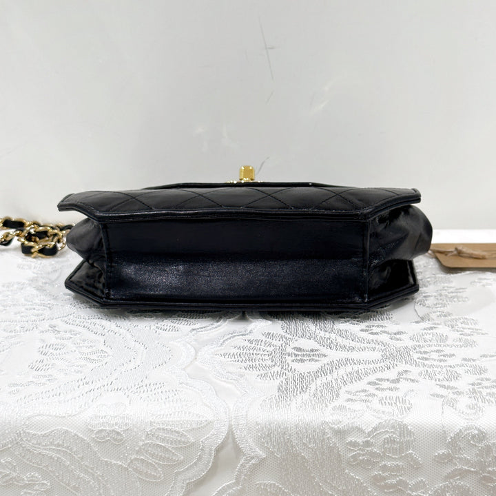 Chanel vintage octagonal quilted chain bag
