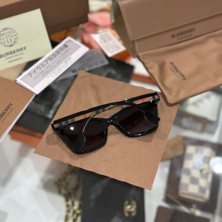 Burberry sunglasses