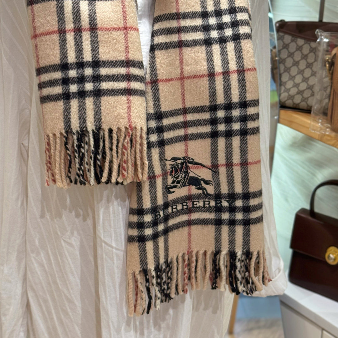 Burberry shawl