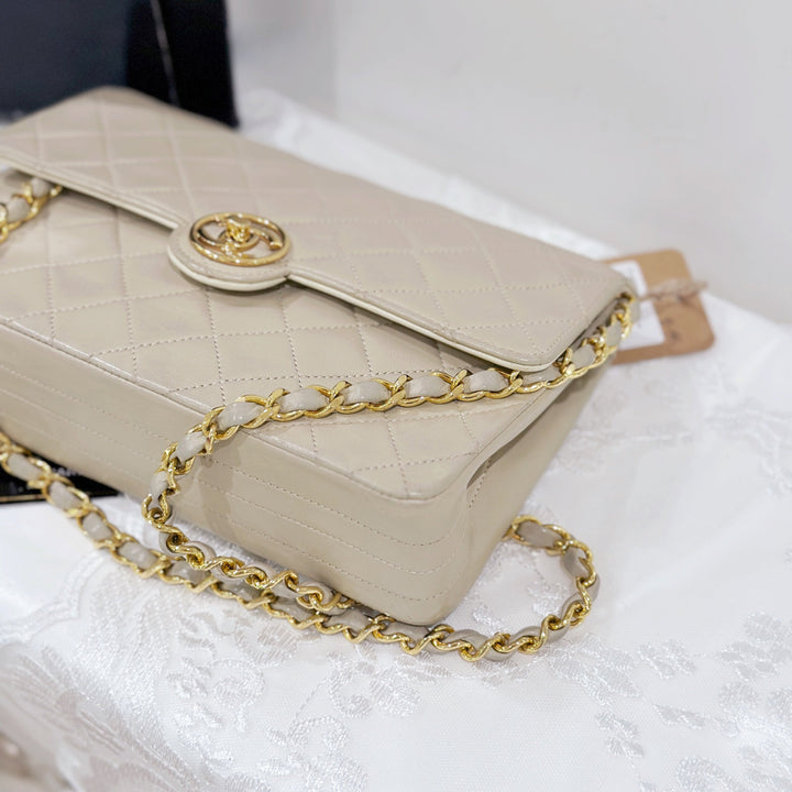 Chanel vintage flap bag