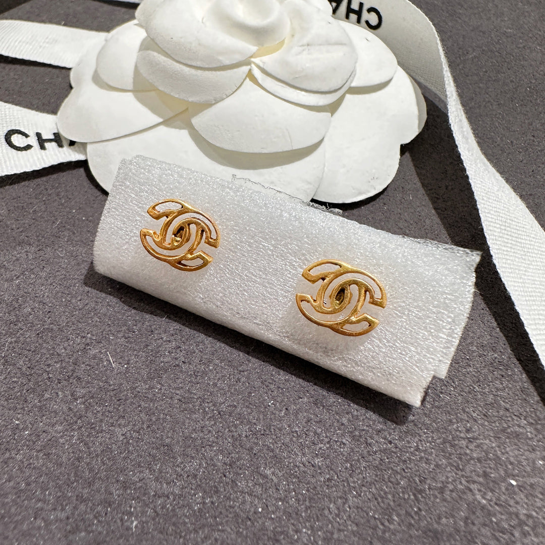 Chanel vintage earrings
