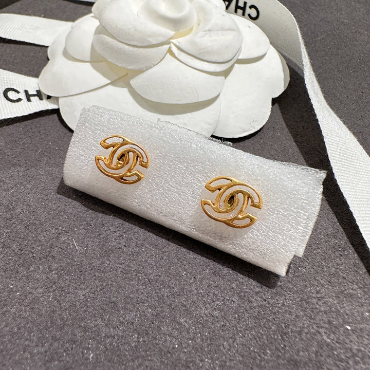 Chanel vintage earrings