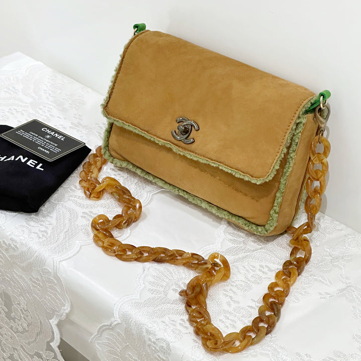 Chanel vintage suede clutch+chain