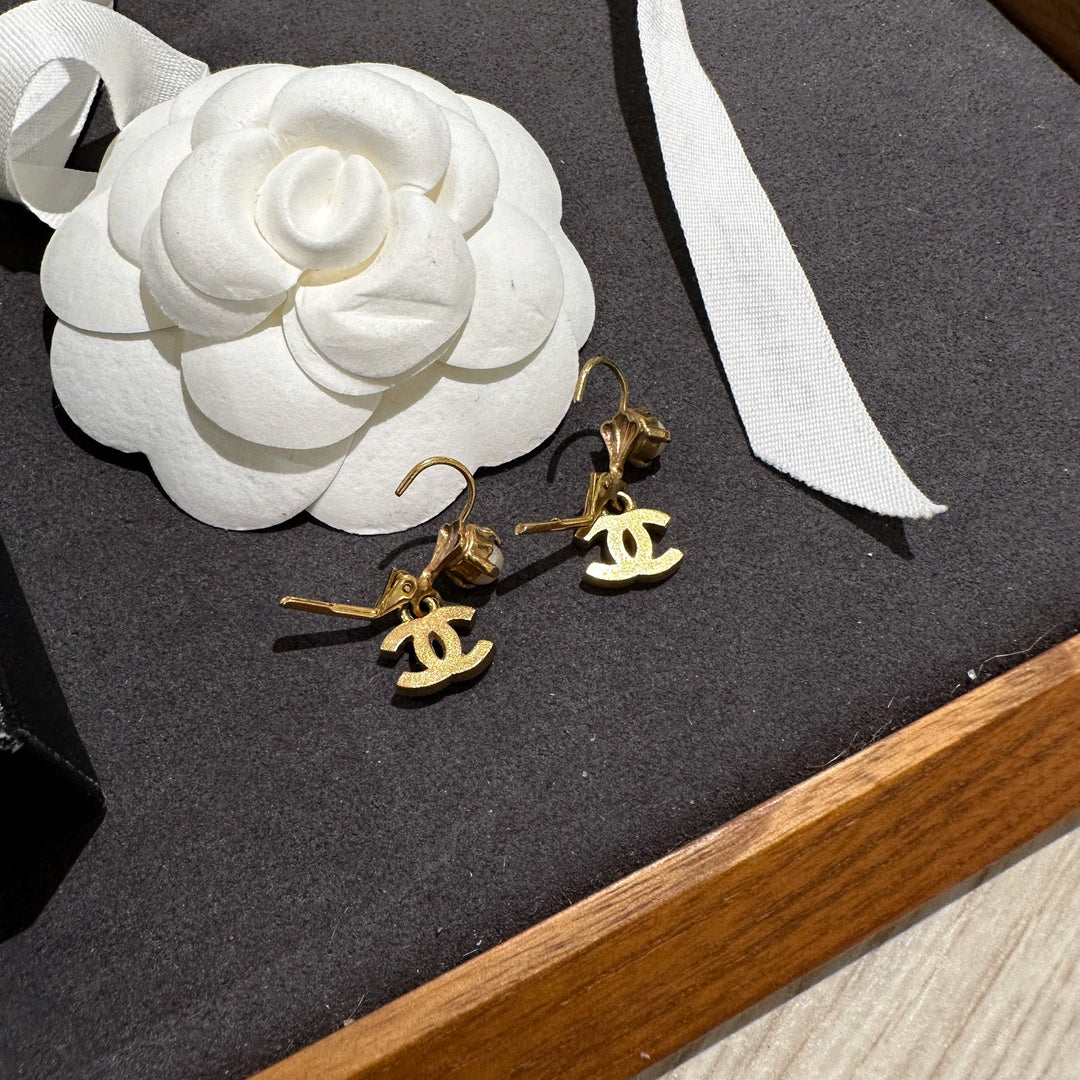 Chanel vintage earrings