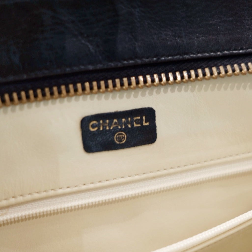 Chanel vintage silk clutch+chain