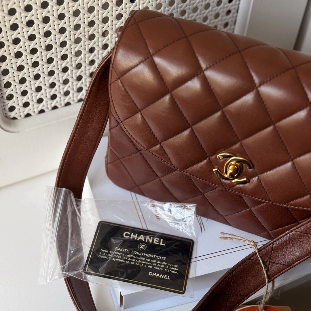 Chanel vintage kelly bag