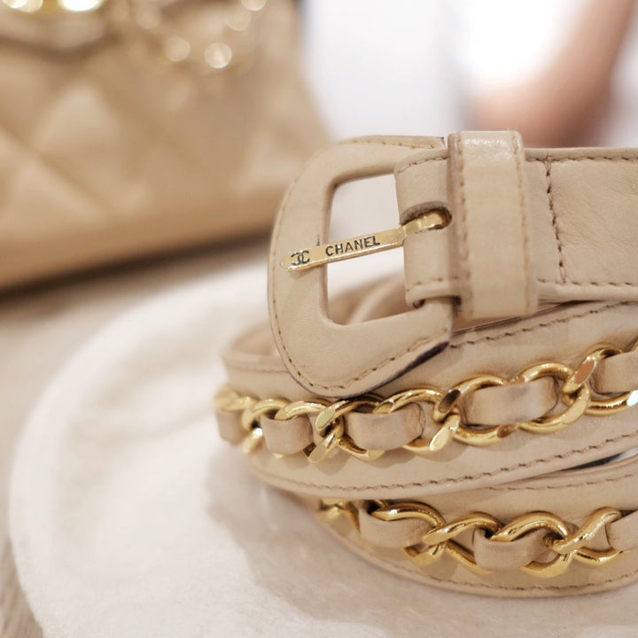 Chanel vintage quilted sheepskin CC belt bag+chain