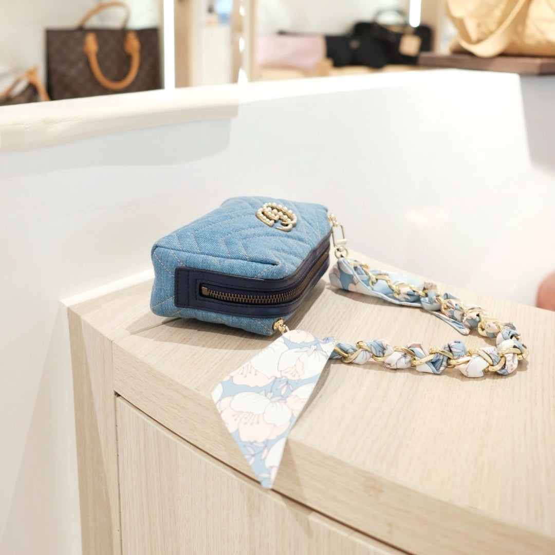 Gucci vintage pearl denim clutch bag+chain