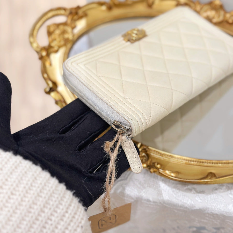 Chanel boychanel wallet