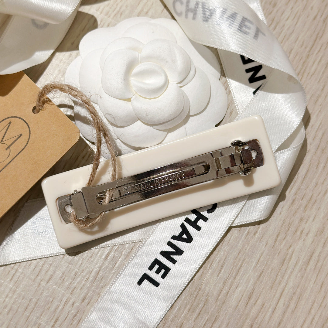 Chanel vintage hairpin