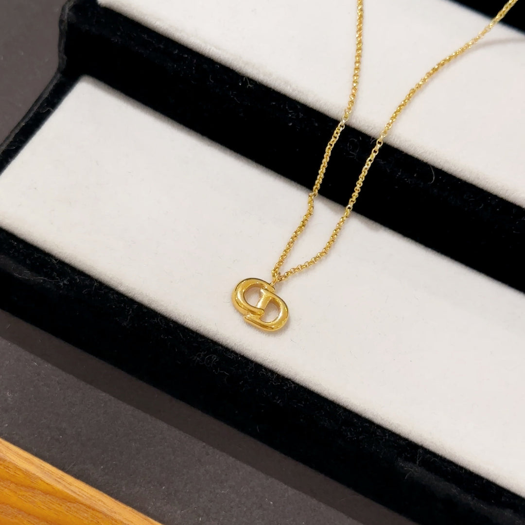 Dior vintage necklace