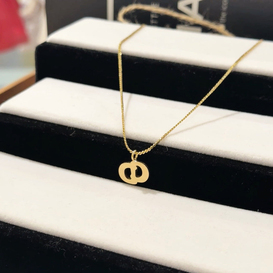 Dior vintage necklace
