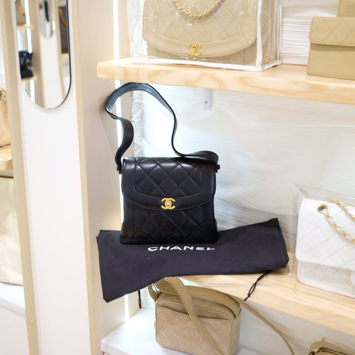 Chanel vintage kelly