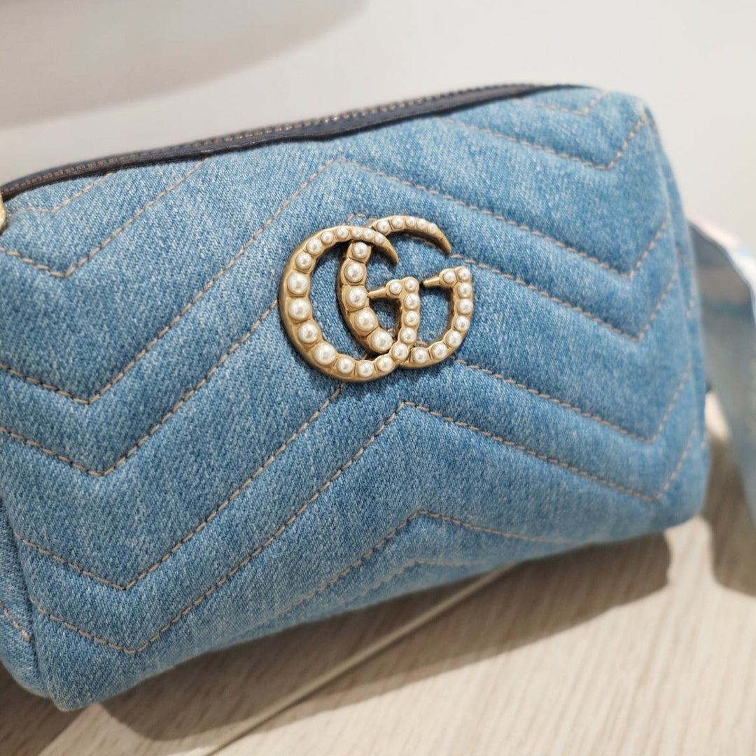 Gucci vintage pearl denim clutch bag+chain