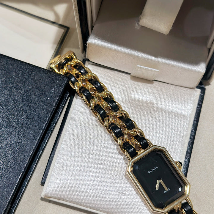Chanel vintage première watch S