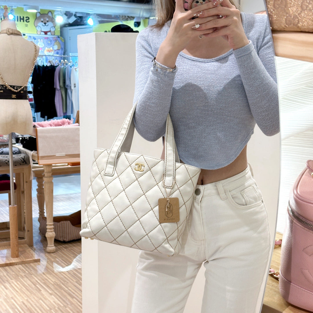 Chanel vintage wild stitch cc tote bag