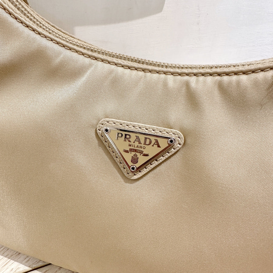 Prada Re-Edition 2000 Re-Nylon Hobo Bag