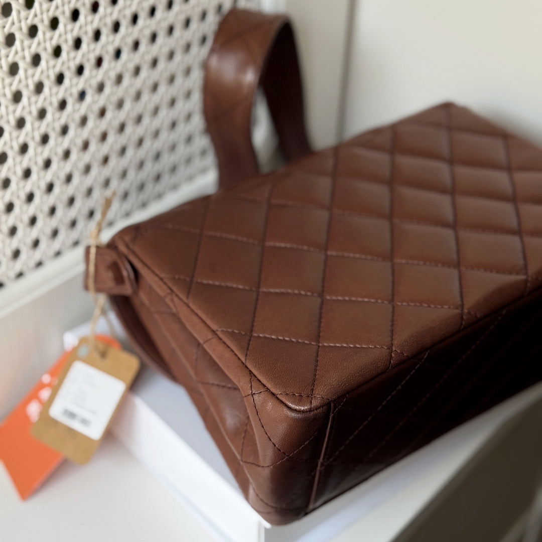 Chanel vintage kelly bag