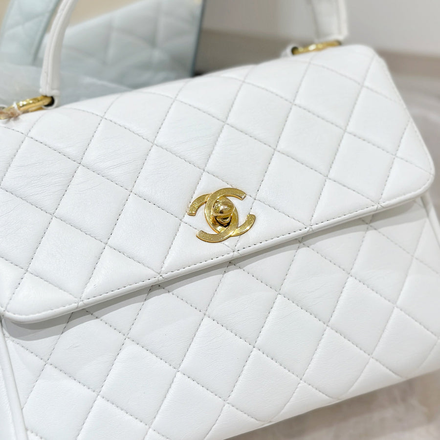 Chanel vintage kelly handbag(white)