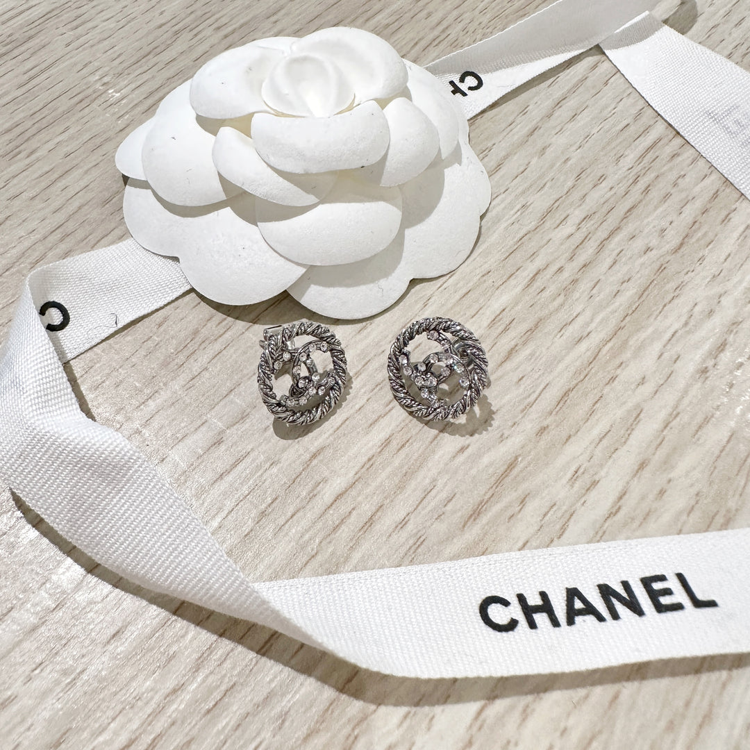 Chanel vintage earrings