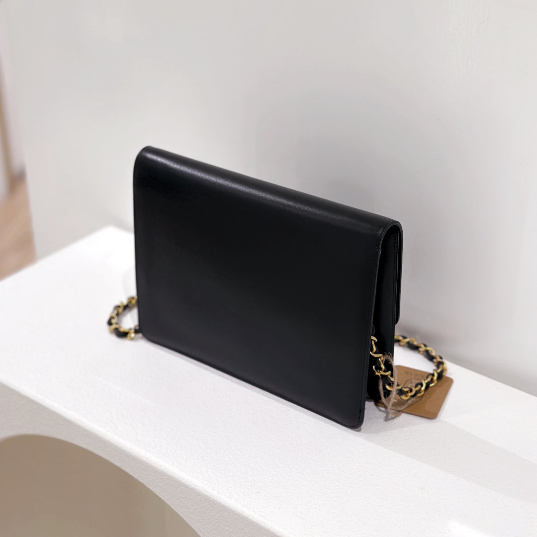 Chanel vintage box chain bag