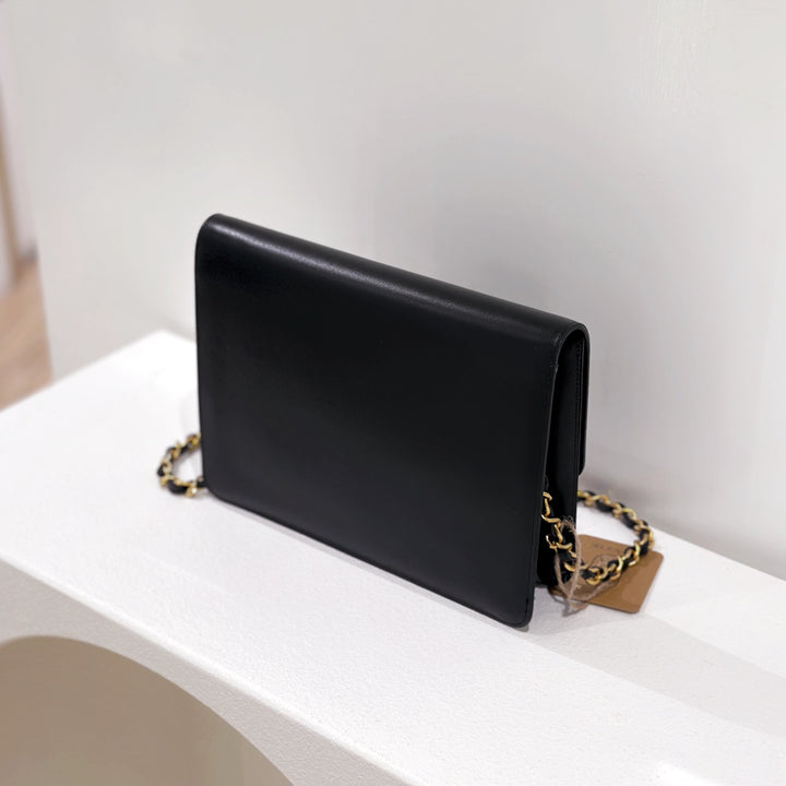Chanel vintage box chain bag