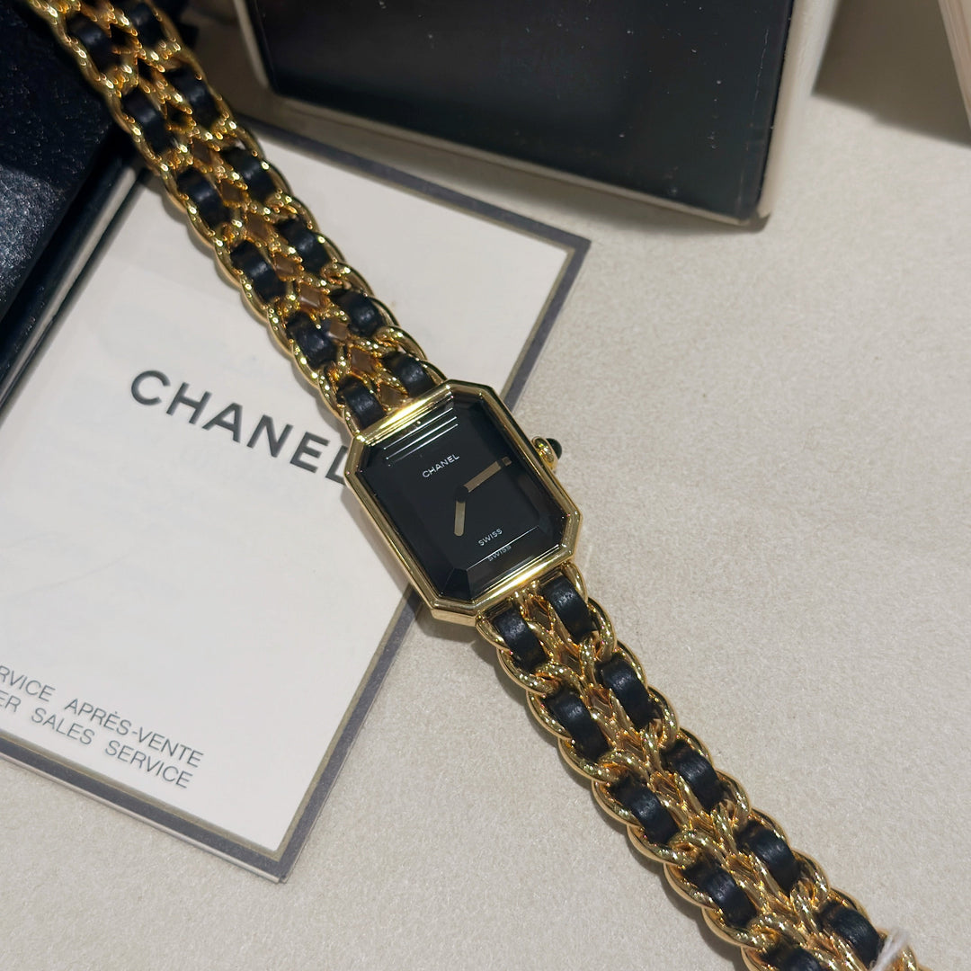 Chanel vintage première watch L