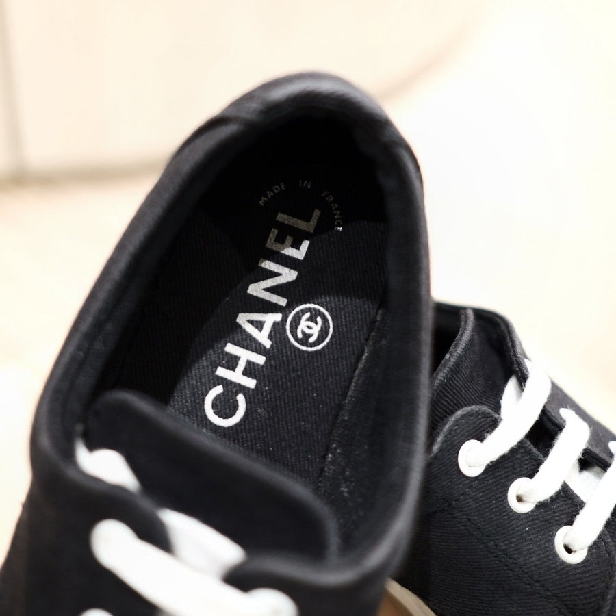 Chanel vintage shoe
