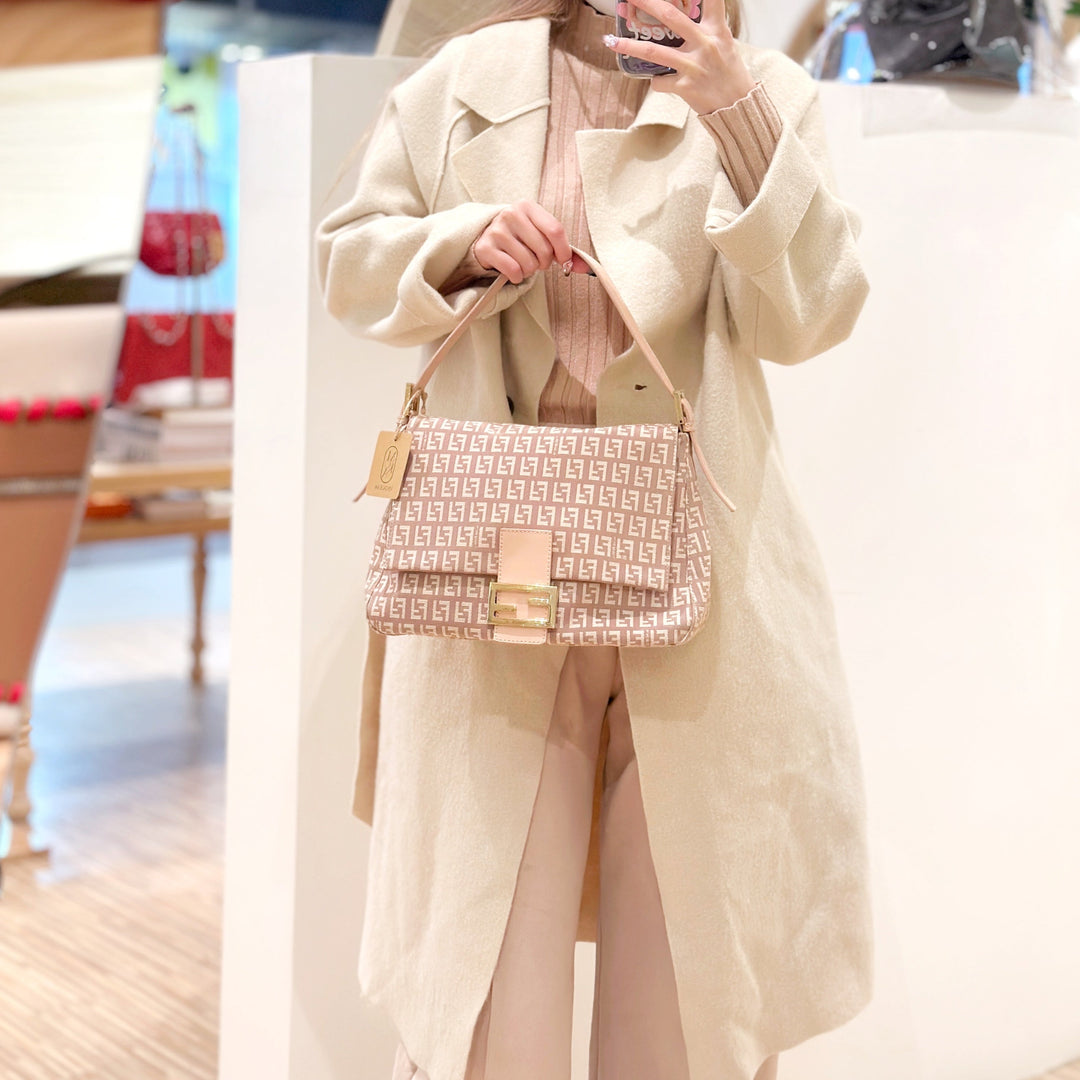 Fendi vintage baguette bag