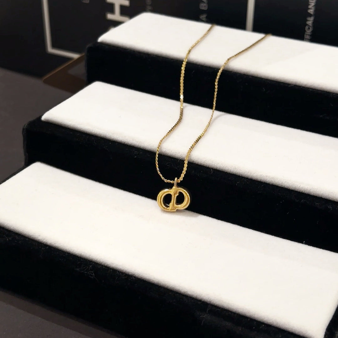 Dior vintage necklace