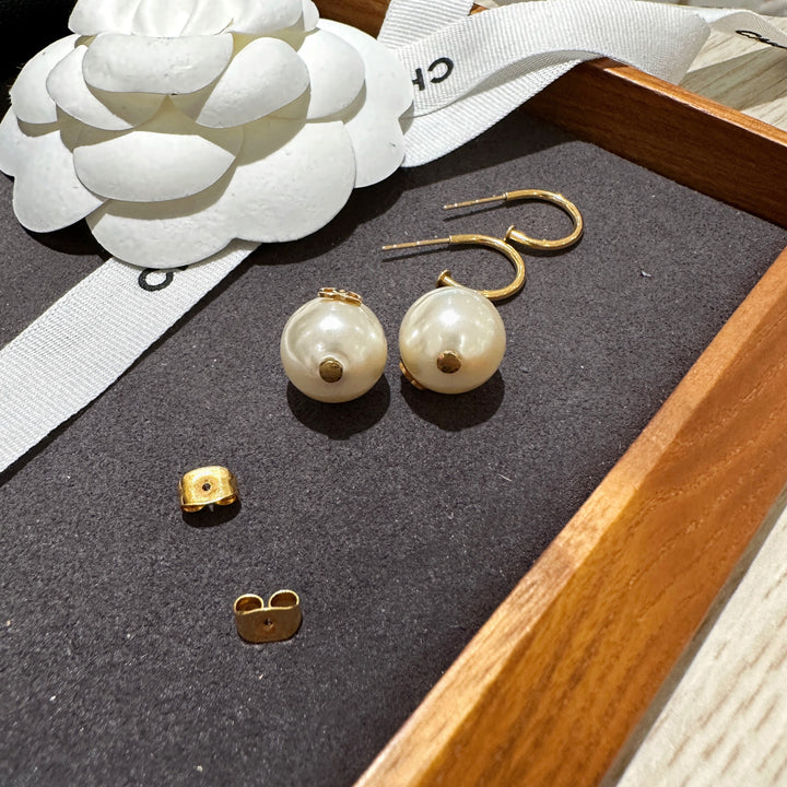 Chanel vintage earrings