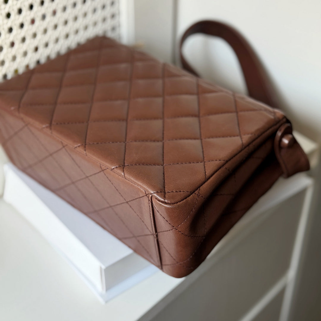 Chanel vintage kelly bag