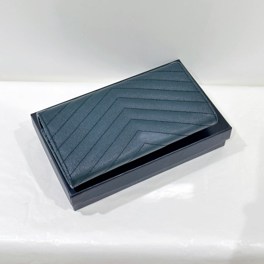 YSL long wallet （green）