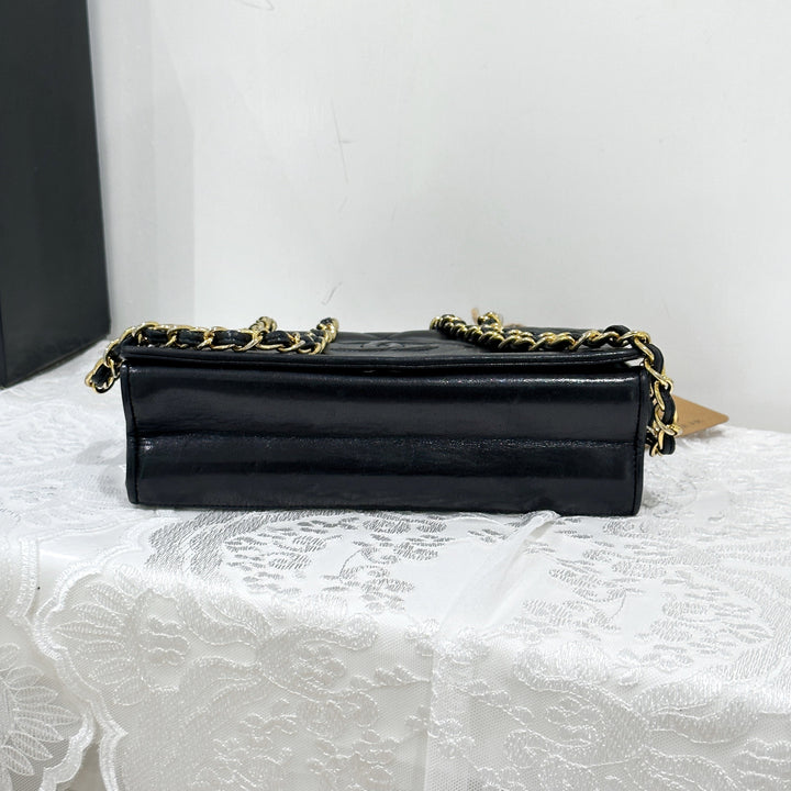 Chanel vintage flap bag