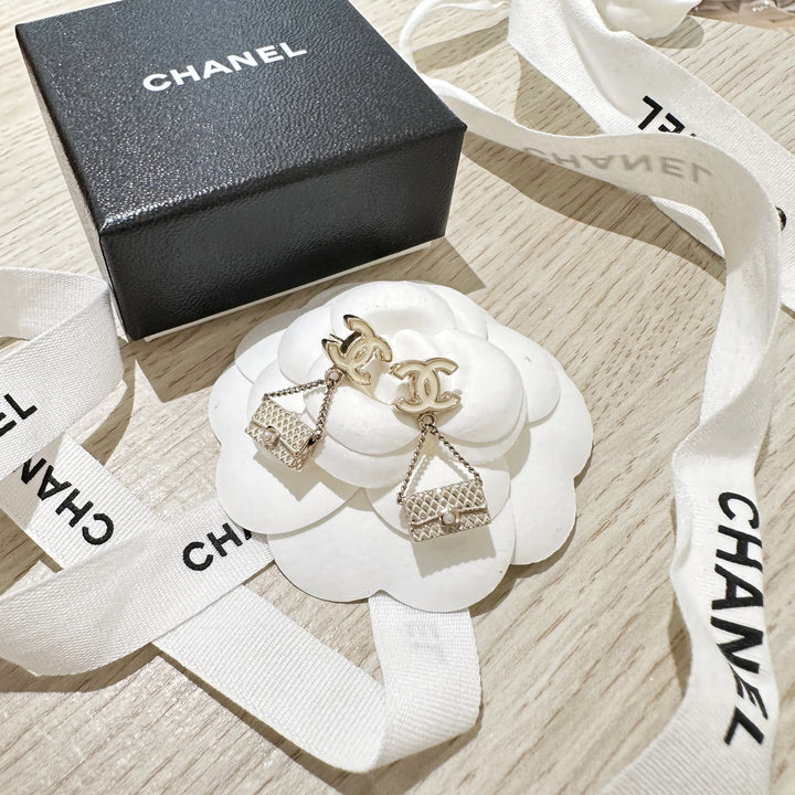 Chanel vintage earrings