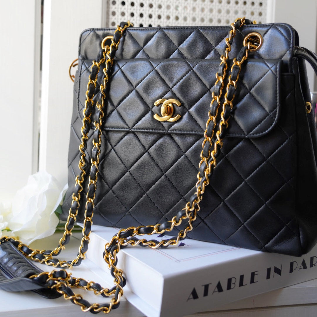 Chanel vintage CC quilted leather chain shoulder bag