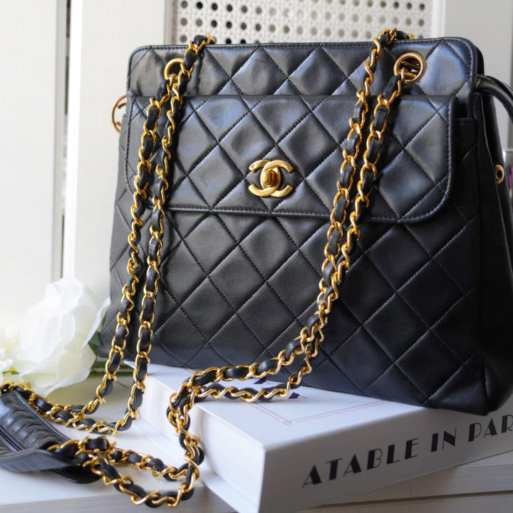Chanel vintage CC quilted leather chain shoulder bag
