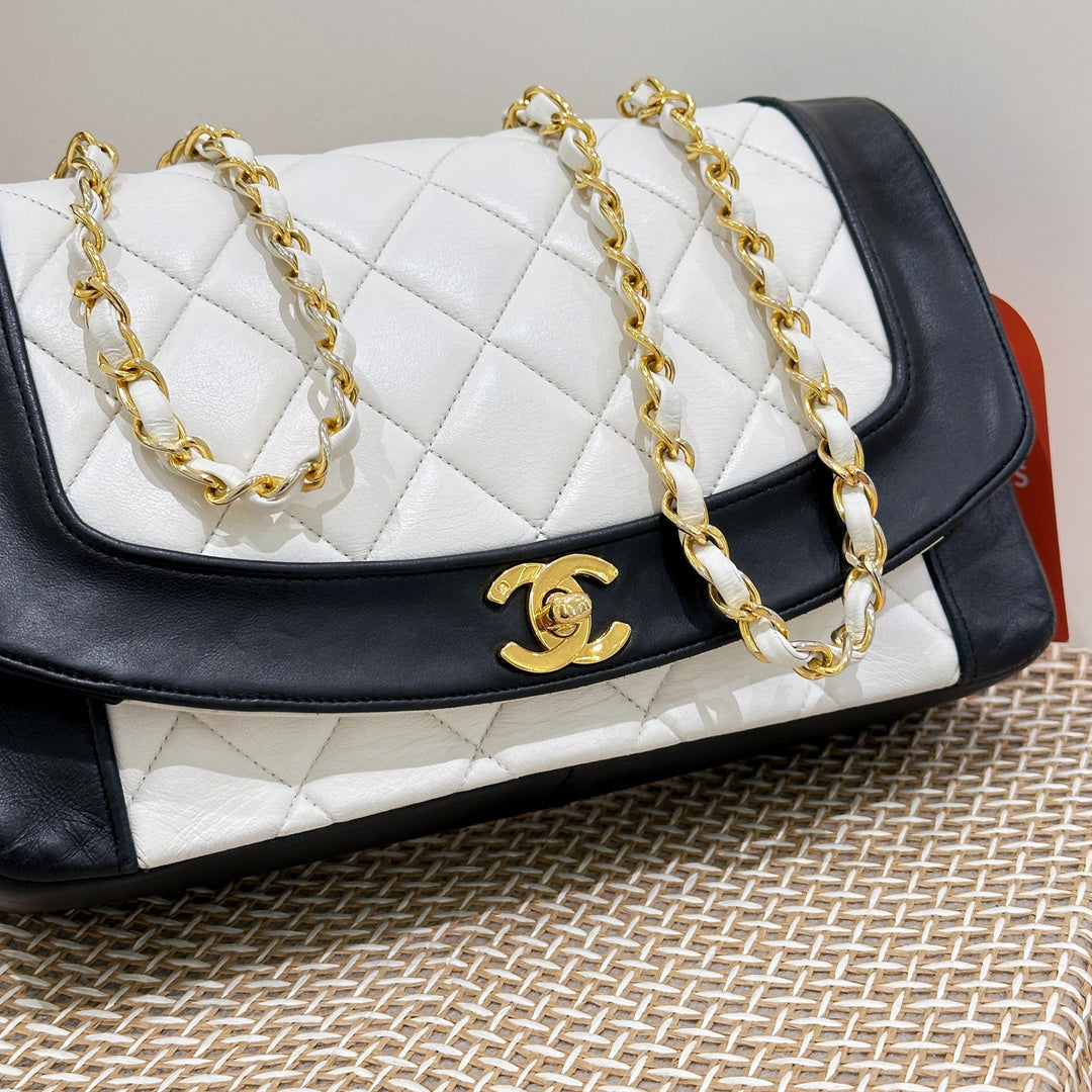 Chanel Vintage Black/White Lambskin Dianan Class Flap 25cm