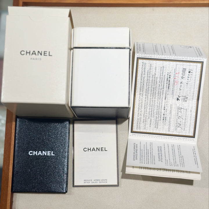 Chanel vintage première watch L