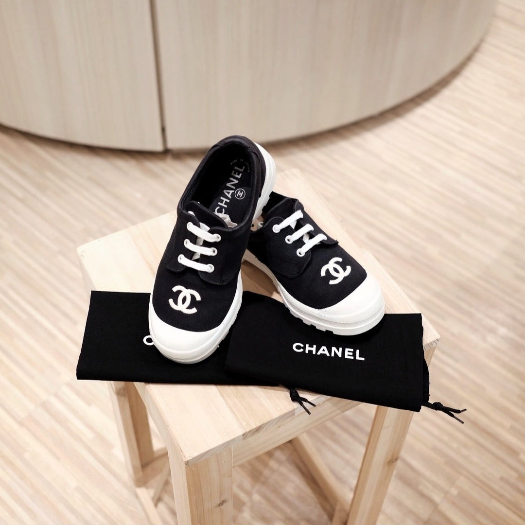 Chanel vintage shoe