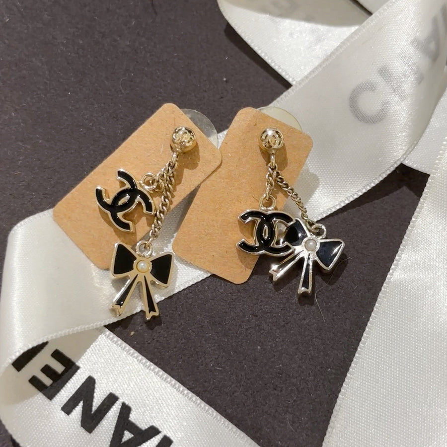 Chanel vintage earrings