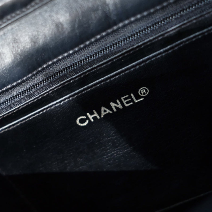 Chanel vintage flap bag (navy)