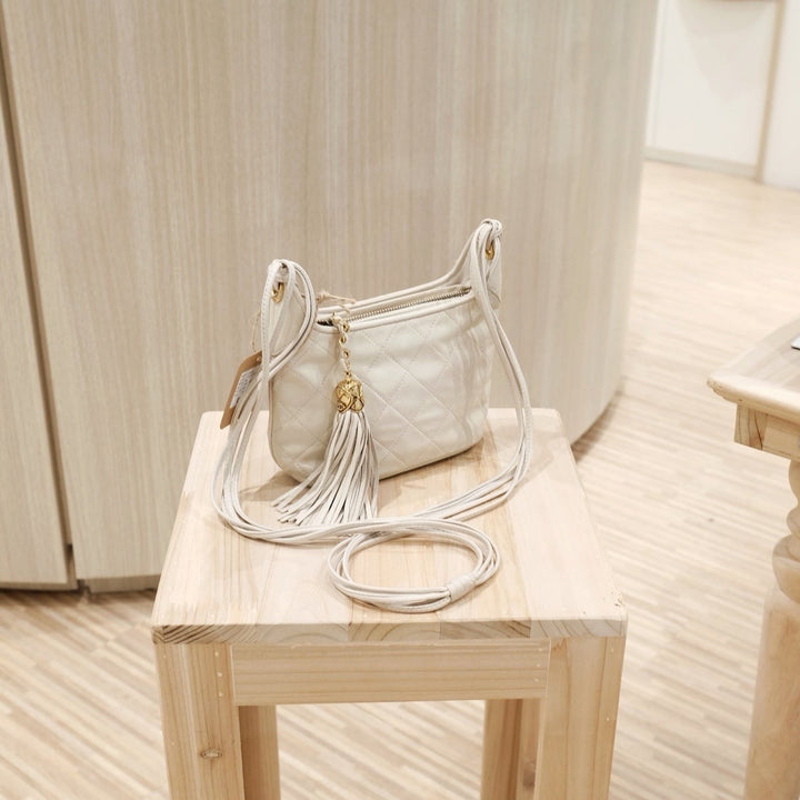 Chanel vintage hobo shoulder bag